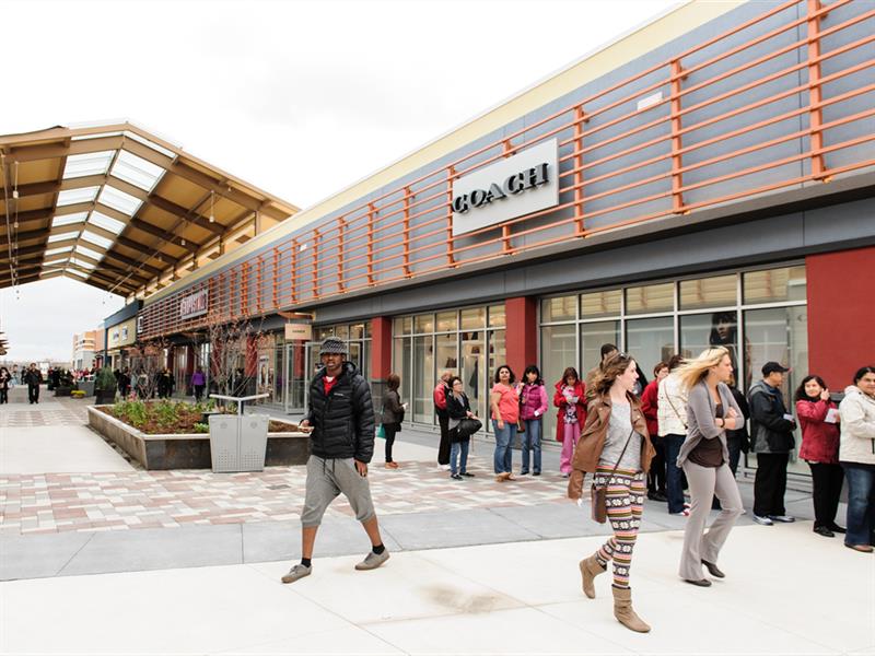 Tanger Outlets | Ottawa, ON | Stores